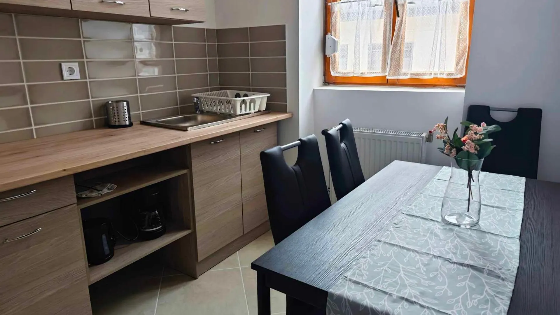 Dama Apartments Eger